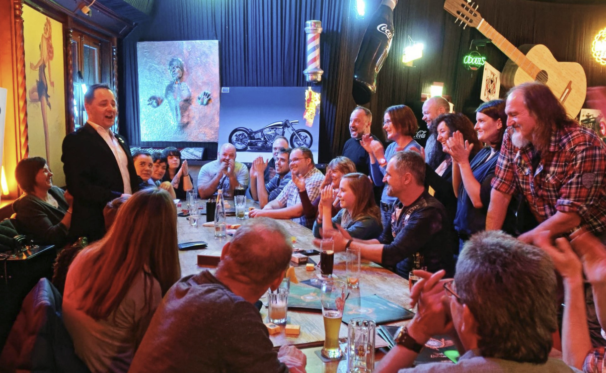 <p>Magic at the table</p>
